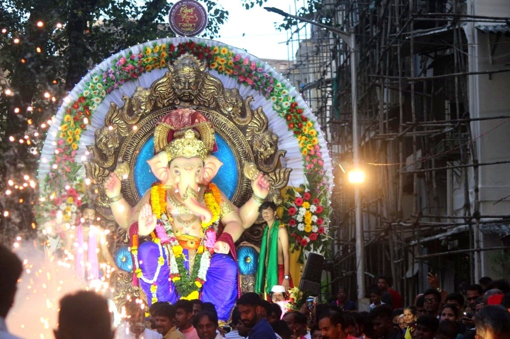 Mumbai Central Cha Raja Procession
